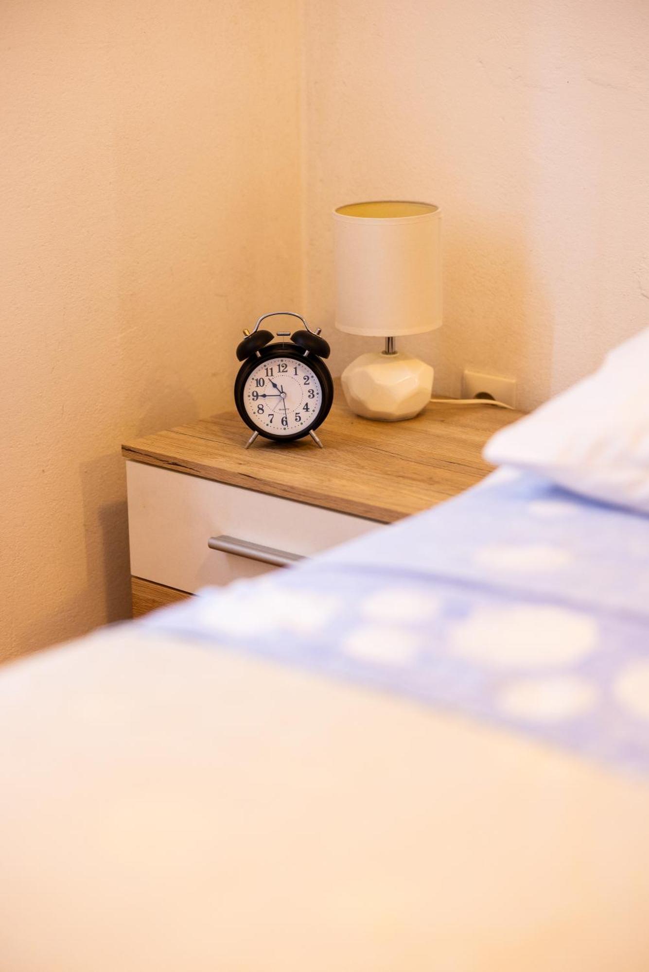 Apartman Nora 오미스 외부 사진