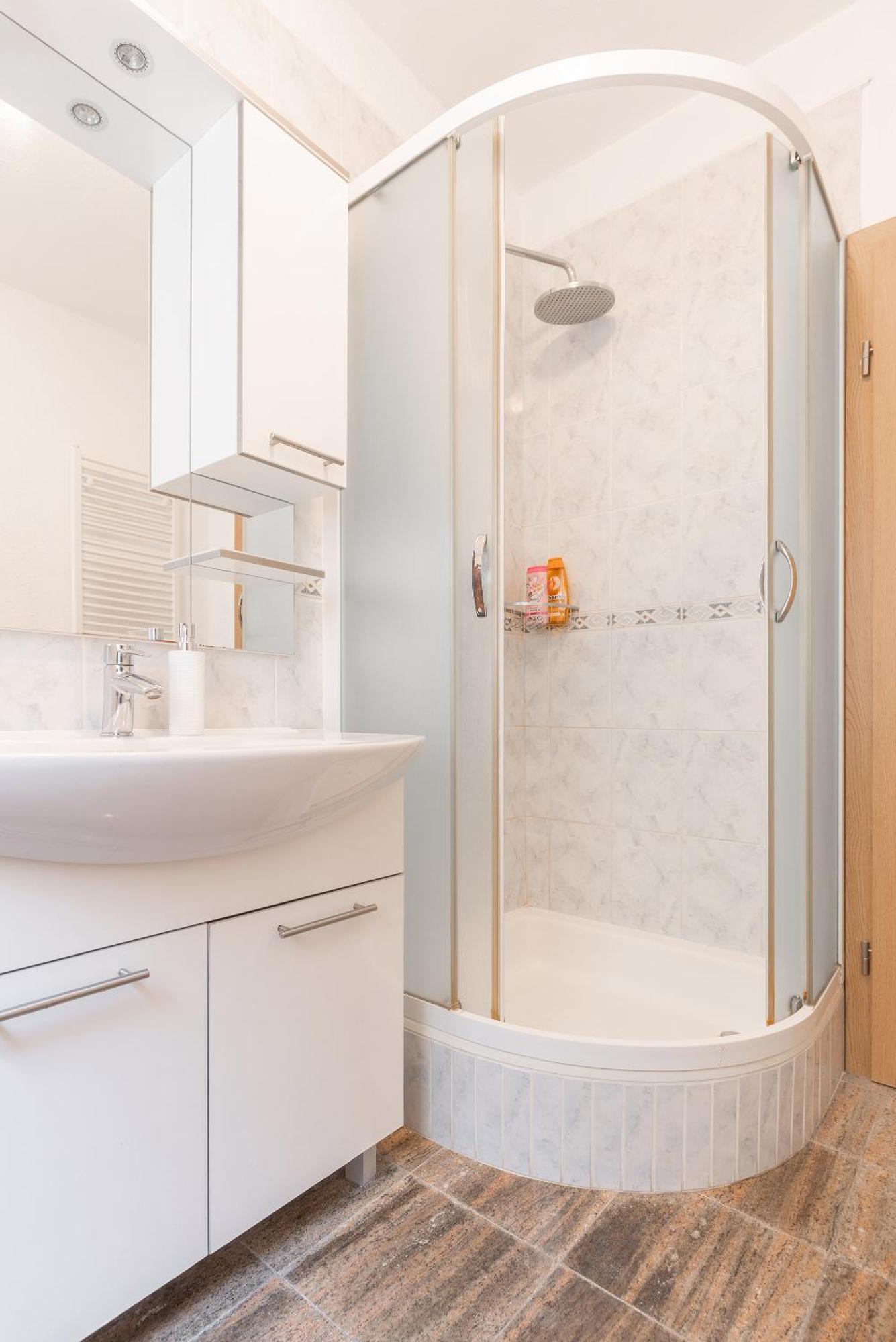 Apartman Nora 오미스 외부 사진